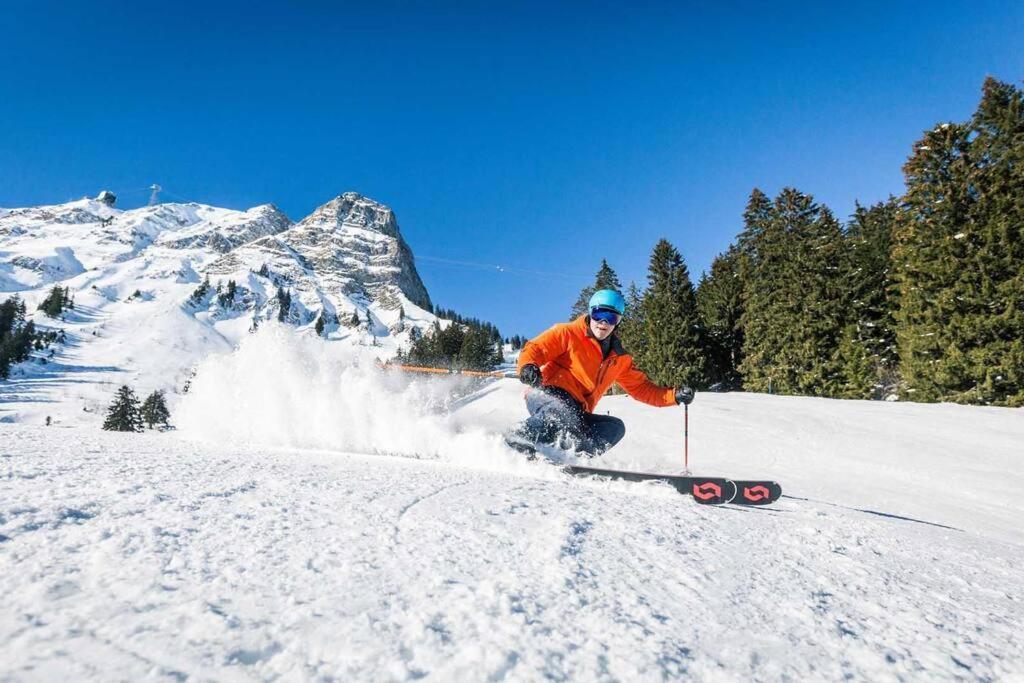 Appartement Spacieux Au Centre De La Gruyere Broc Luaran gambar
